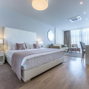 https://apartments-rooms-preelook.in-istria.net